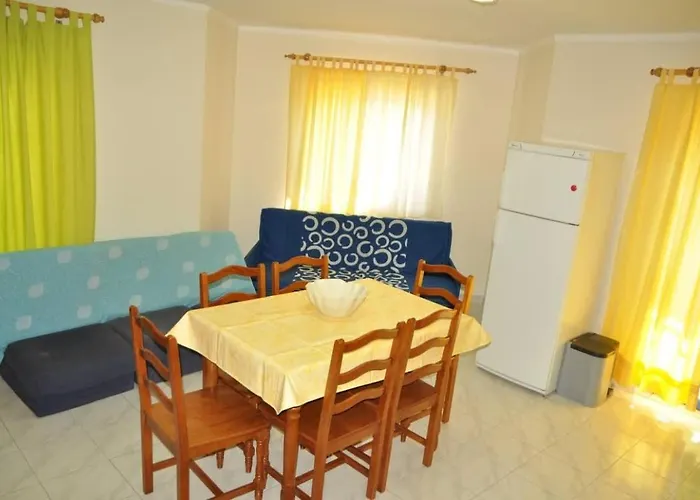 Casa Anabela - *